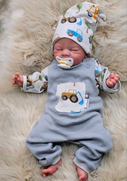 Handmade Latzhose, Pulli & Mütze gr.56